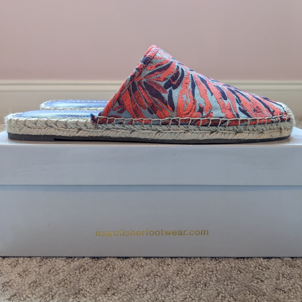 Marc Fisher espadrille slides NEW